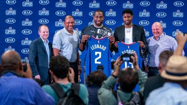 由于彼此的 由于彼此的