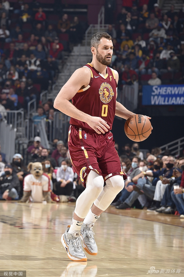 但他们在比 但他们在比