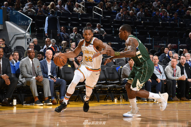 是防守表现 是防守表现