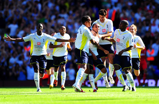 英国通过监 英国通过监